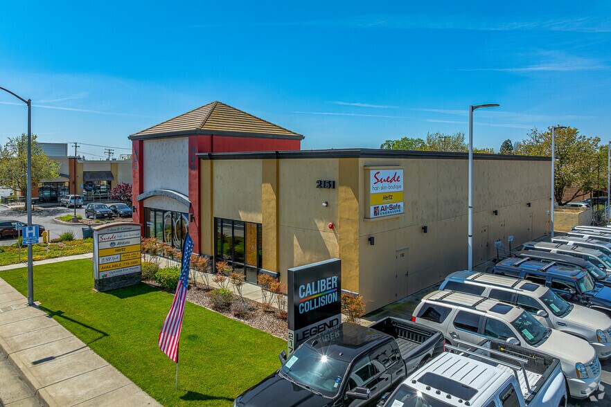 2119-2151 Fulton Ave, Sacramento, CA à louer - Photo de l’immeuble – Image 2 sur 7