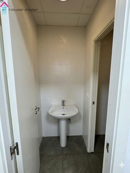 Immeuble residentiel dans Madrid, Madrid à vendre - Photo intérieure – Image 3 sur 4