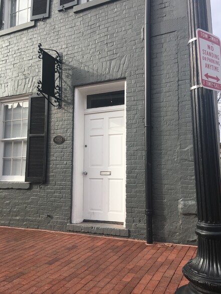 1054 Potomac St NW, Washington, DC à louer - Photo de l’immeuble – Image 3 sur 8