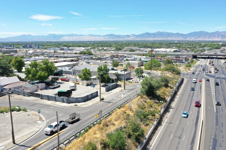 205 W 4500 S, Salt Lake City, UT à vendre - Photo de l’immeuble – Image 3 sur 9