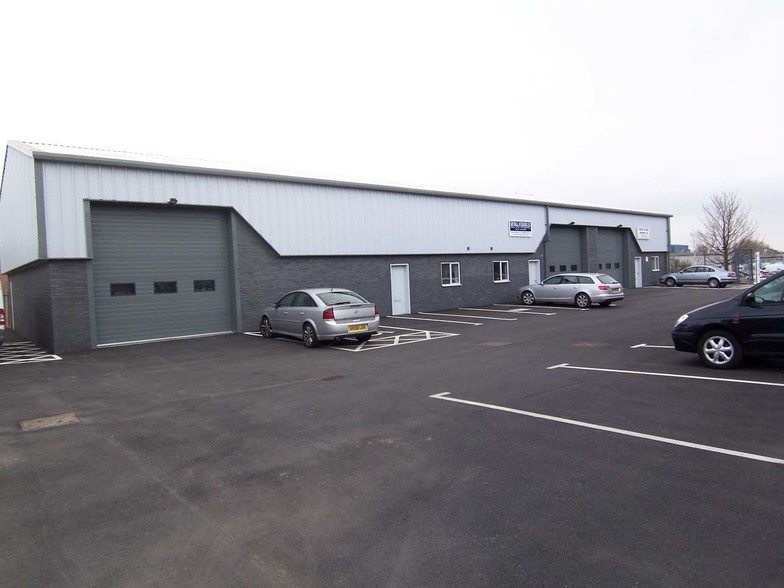 Henson Rd, Darlington à louer - Photo principale – Image 1 sur 5