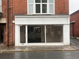 8 Broad St, Wokingham BKS - Local commercial