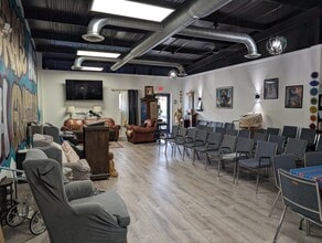 7015 N Manhattan Ave, Tampa, FL à louer Photo intérieure– Image 2 sur 10