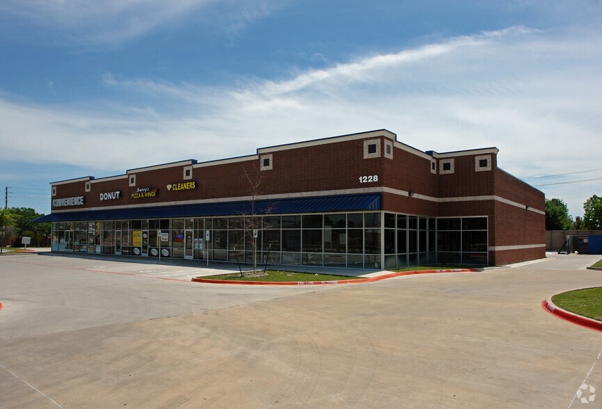 1228 E Exchange Pky, Allen, TX à louer - Photo de l’immeuble – Image 2 sur 3