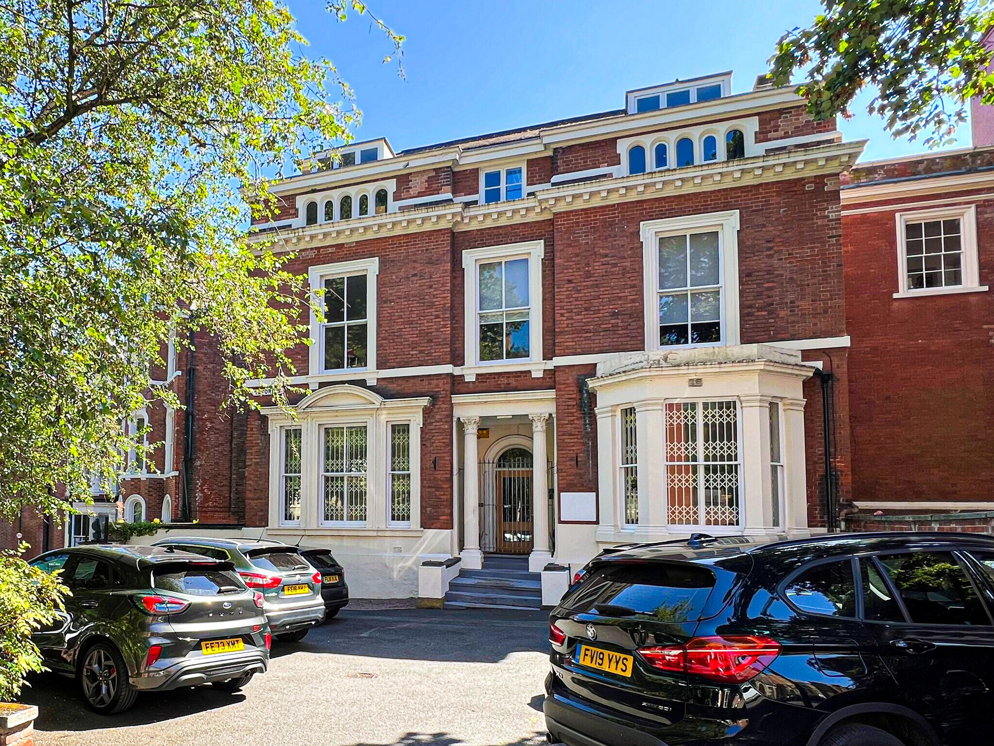 15 Wellington Circ, Nottingham à louer Photo de l’immeuble– Image 1 sur 6