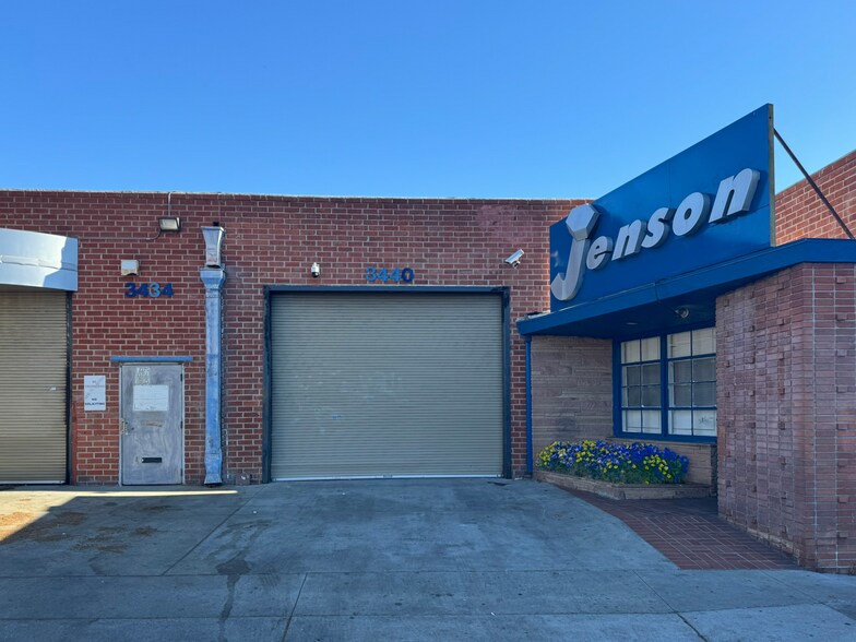 3434-3440 Overland Ave, Los Angeles, CA à louer - Photo de l’immeuble – Image 1 sur 5