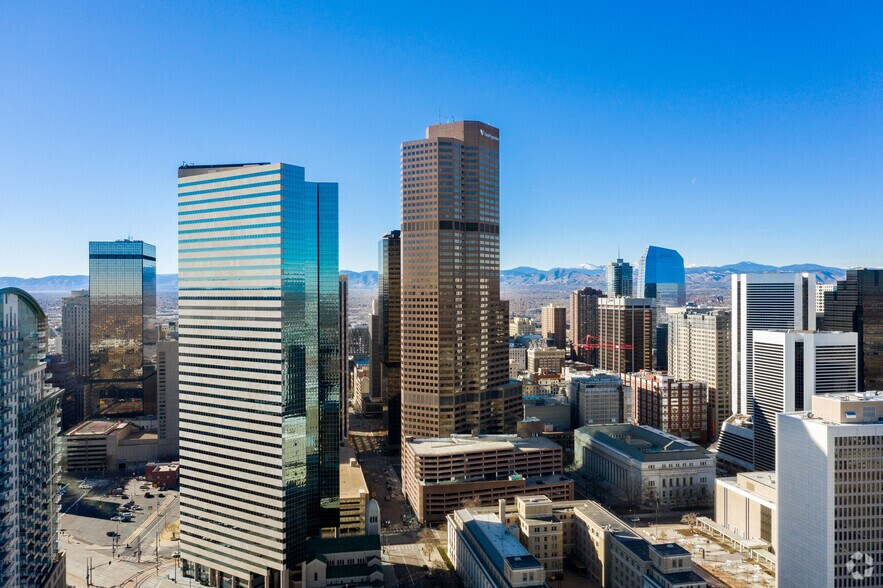 1801 California St, Denver, CO à louer - Photo de l’immeuble – Image 2 sur 5