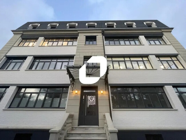 Plus de détails pour Bureau à vendre