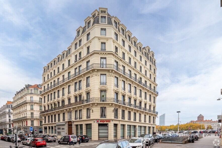 Bureau dans Lyon à louer - Photo de l’immeuble – Image 3 sur 5