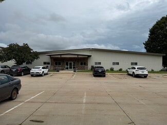 Plus de détails pour 227 Poplar St, Osage, IA - Industriel/Logistique à vendre