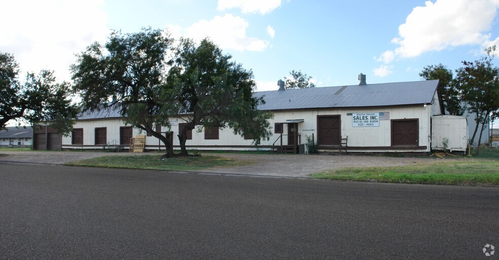 802 W Van Buren Ave, Harlingen, TX à vendre - Photo de l’immeuble – Image 2 sur 2