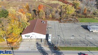 Plus de détails pour 409 E Main St, Andover, OH - Local commercial à louer