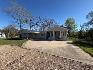 Plus de détails pour 1714 Erin St, Jackson, LA - Bureau à vendre