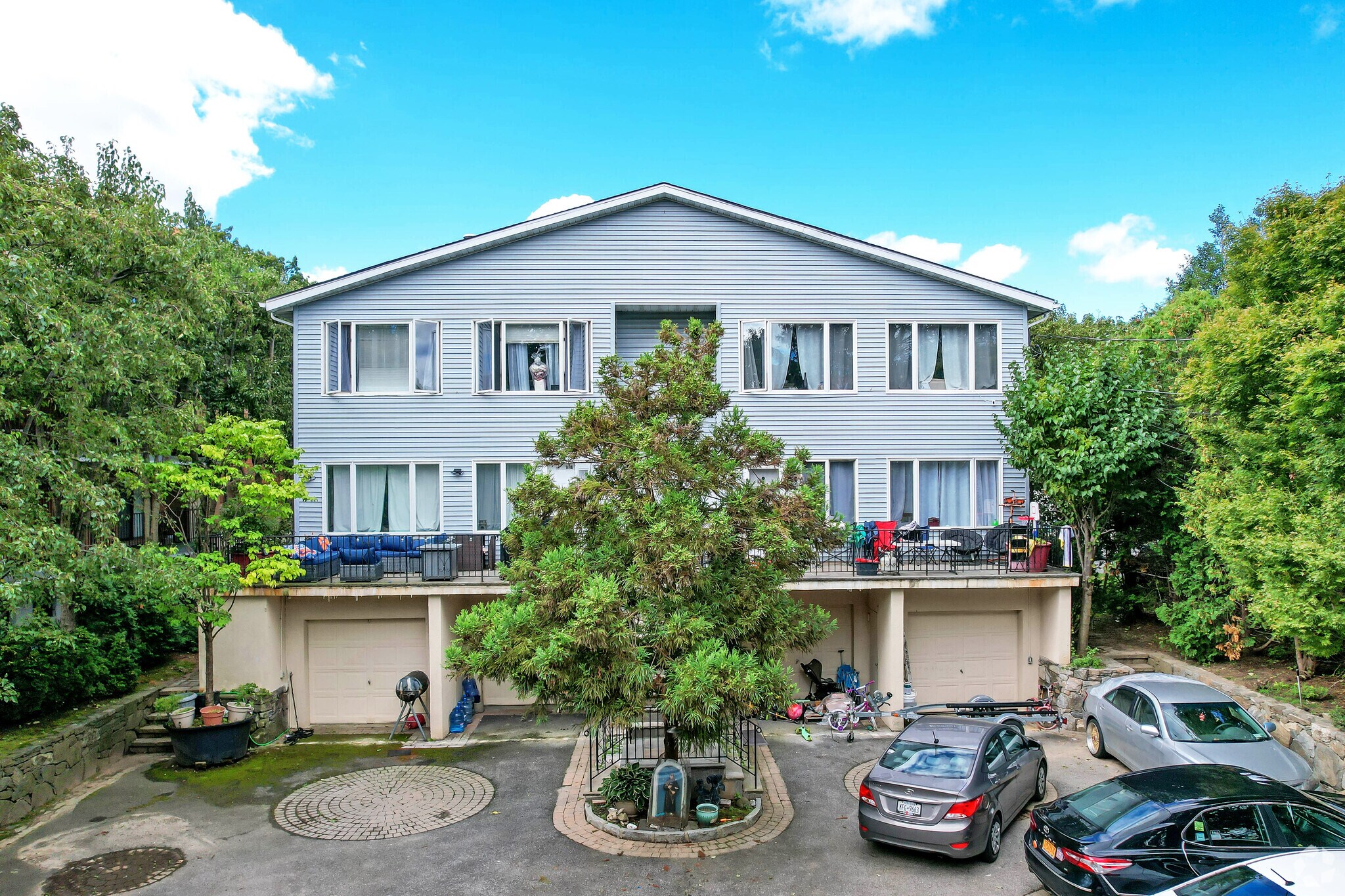 147-149 Meadow Ln, New Rochelle, NY à vendre Photo principale– Image 1 sur 8