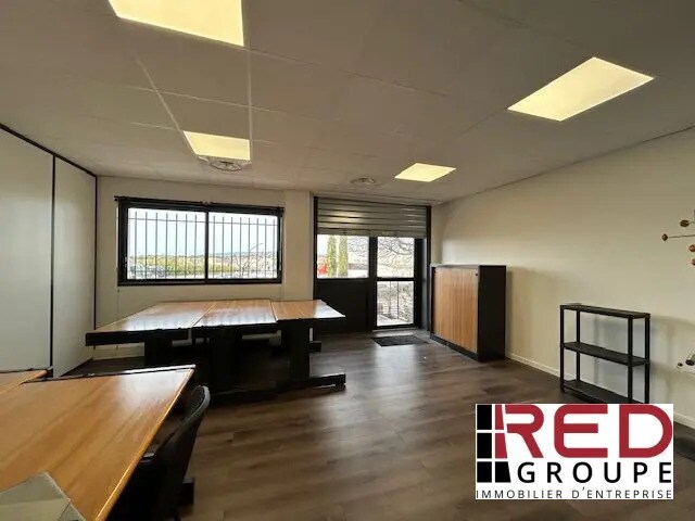 Bureau dans Éguilles à louer - Photo de l’immeuble – Image 2 sur 10