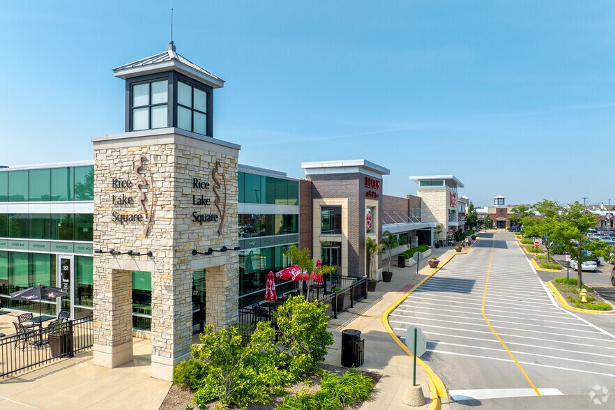 101-295 Rice Lake Sq, Wheaton, IL à vendre - Photo principale – Image 1 sur 18