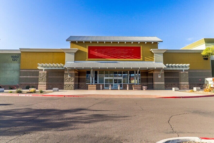W Baseline Rd, Phoenix, AZ à louer - Photo de l’immeuble – Image 2 sur 15