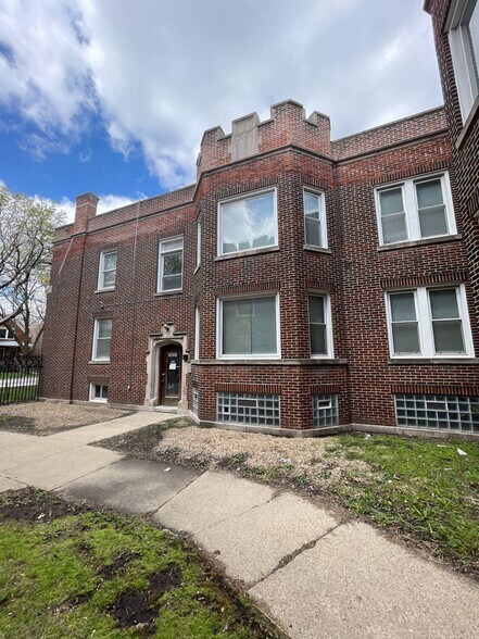 7431-47 s King Dr, Chicago, IL à vendre - Photo principale – Image 1 sur 6