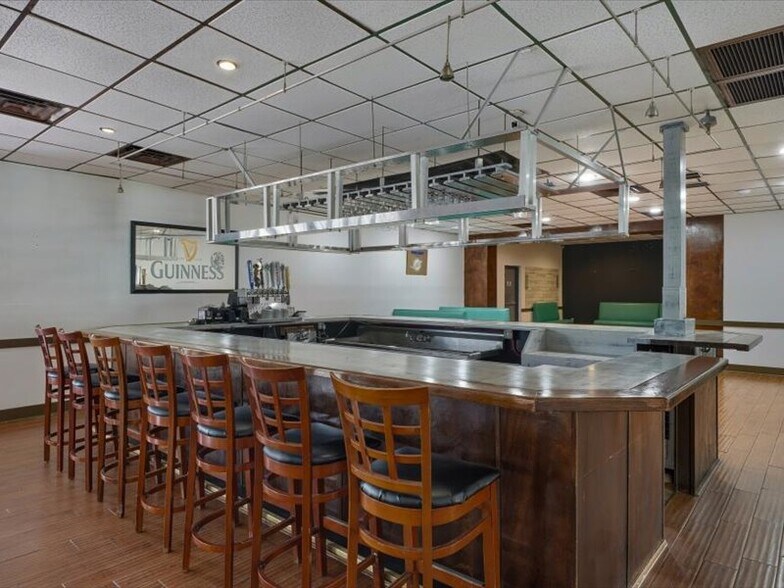 8797 20th St, Vero Beach, FL à louer - Photo de l’immeuble – Image 3 sur 24