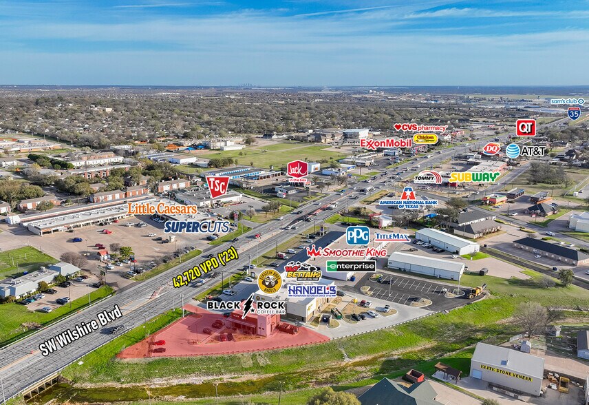 427 Wilshire blvd, Burleson, TX à vendre - Photo de l’immeuble – Image 3 sur 6