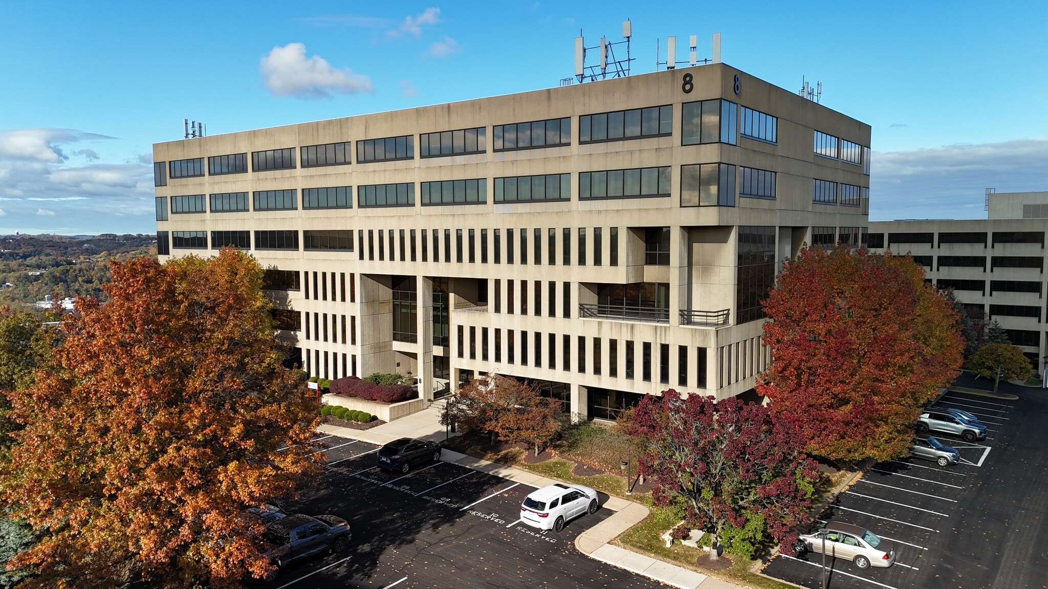 730 Holiday Dr, Pittsburgh, PA à louer Aérien– Image 1 sur 7