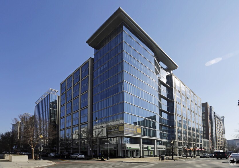 1275 1st St NE, Washington, DC à louer - Photo de l’immeuble – Image 1 sur 13