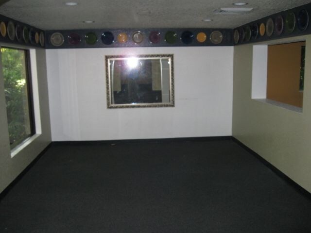 552 Clearwater Largo Rd N, Largo, FL à vendre - Photo de l’immeuble – Image 3 sur 23