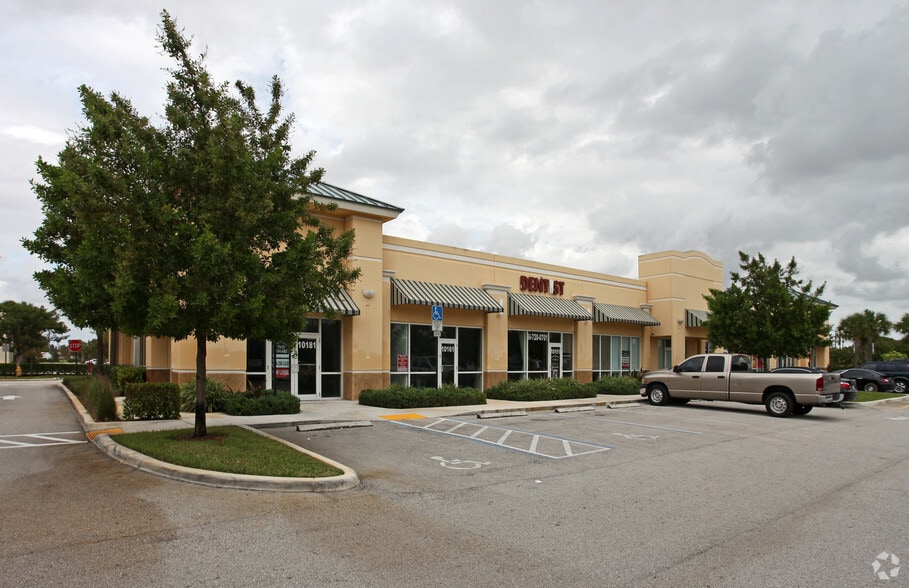 10101-10181 W Commercial Blvd, Fort Lauderdale, FL à louer - Photo de l’immeuble – Image 3 sur 9