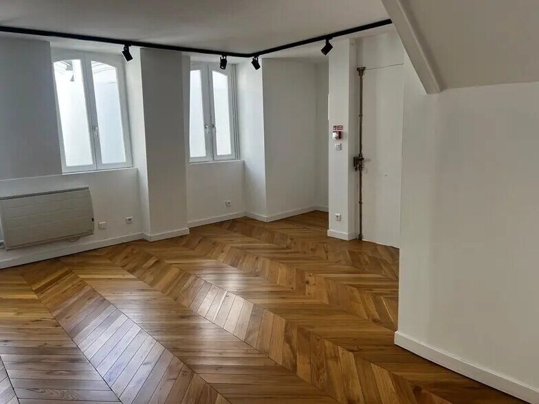 Bureau dans Lyon à louer - Photo intérieure – Image 2 sur 8
