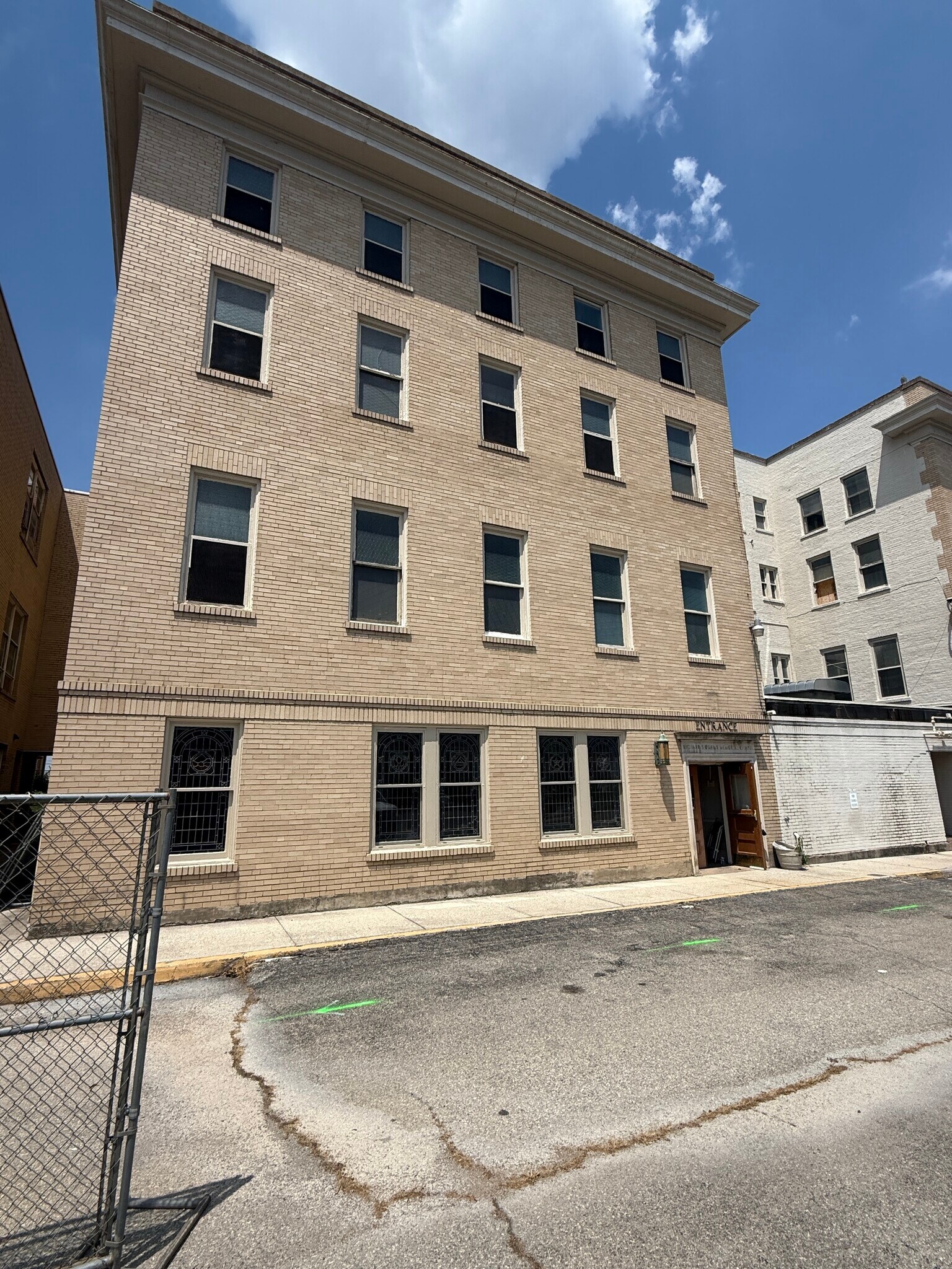 608 Campbell Ave SW, Roanoke, VA à louer Photo intérieure– Image 1 sur 7