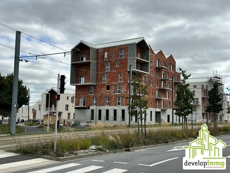 Bureau dans Fleury-sur-Orne à vendre - Photo de l’immeuble – Image 2 sur 6