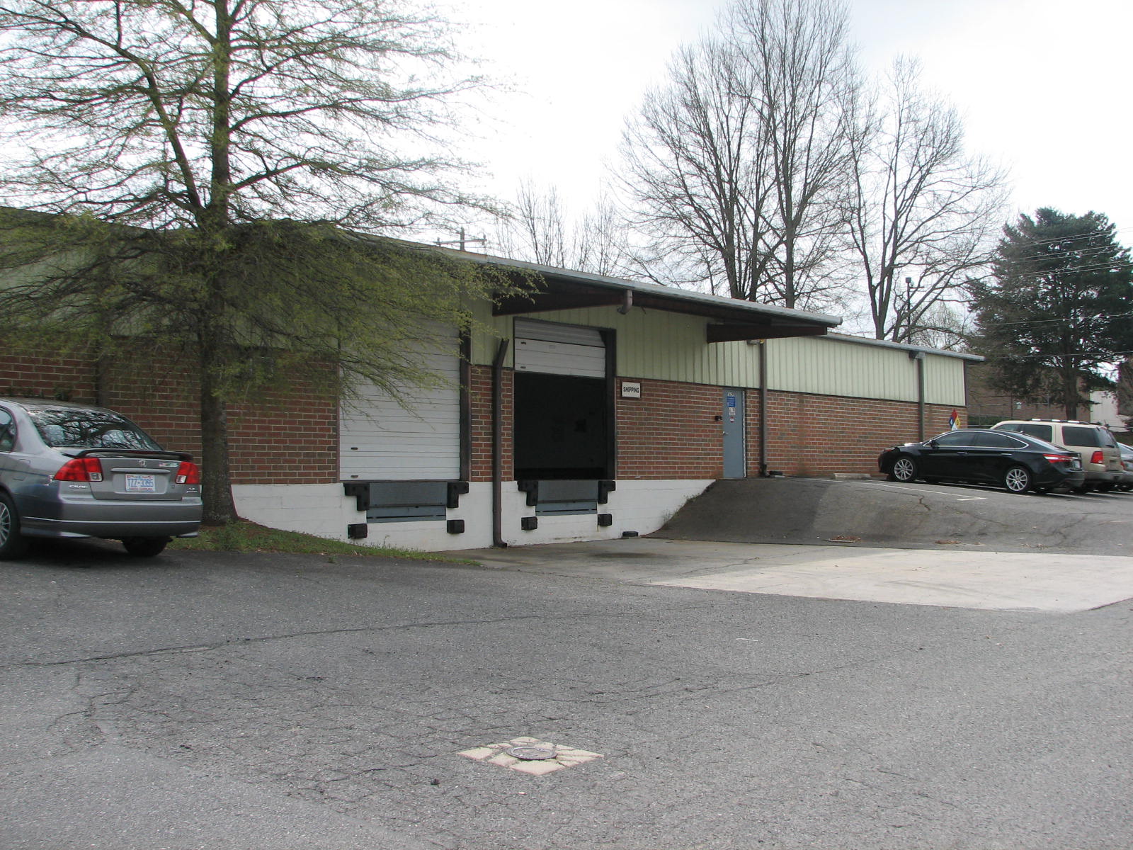 4710 Sweden Rd, Charlotte, NC à louer Photo principale– Image 1 sur 7
