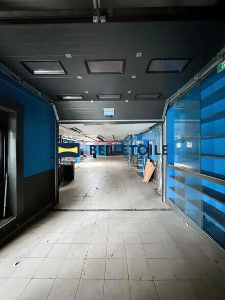 Local commercial dans Maisons-Alfort à louer - Photo de l’immeuble – Image 2 sur 8