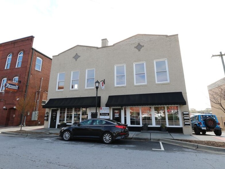 118 Victoria St, Greer, SC à vendre - Photo de l’immeuble – Image 1 sur 10