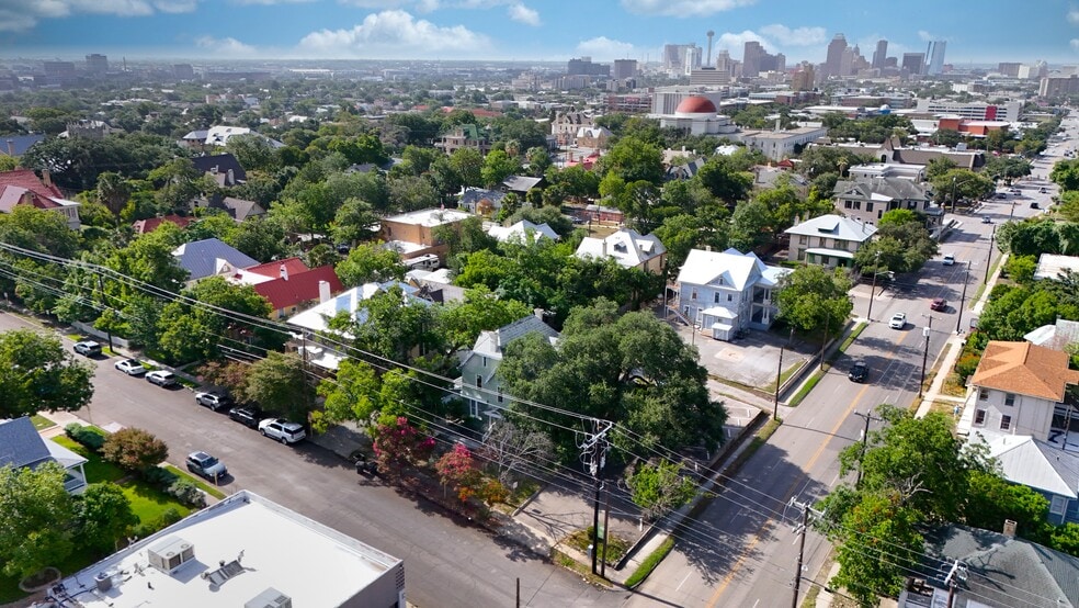1818 San Pedro Ave, San Antonio, TX à vendre - Photo de l’immeuble – Image 3 sur 42
