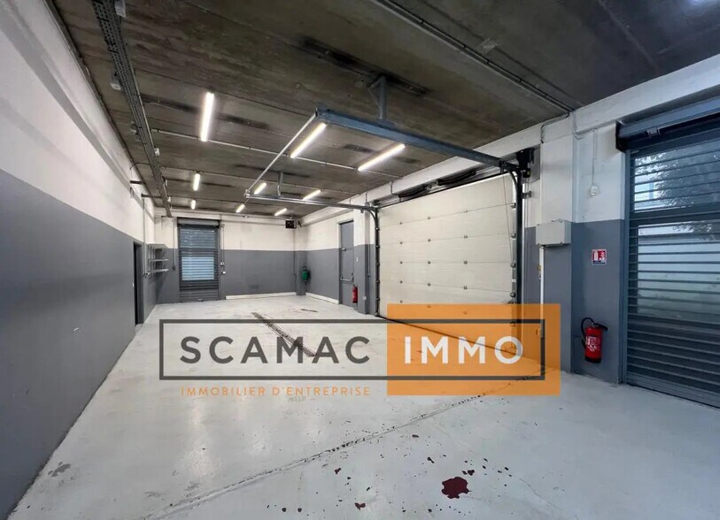 163 Rue De La Belle Etoile, Roissy-en-France à louer - Photo de l’immeuble – Image 3 sur 4