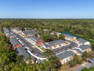 Plus de détails pour 1585 NW 29th Rd, Gainesville, FL - Logement à vendre