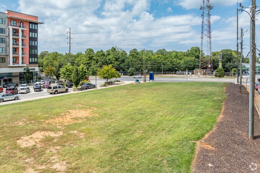 2661 E College Ave, Decatur, GA à vendre - Photo de l’immeuble – Image 3 sur 21