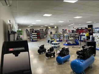 Plus de détails pour 23 Avenue De Lourdes, Odos - Local commercial à louer