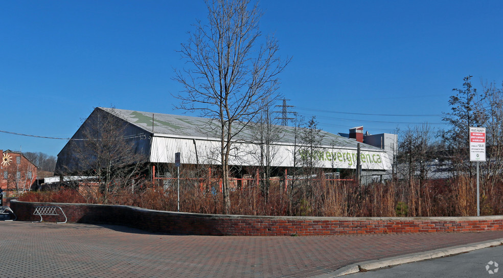 550 Bayview Ave, Toronto, ON à louer - Photo de l’immeuble – Image 2 sur 2