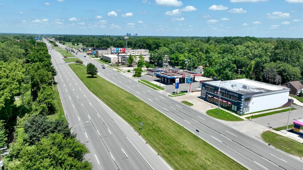 16550-16512 Telegraph Rd, Detroit, MI à vendre - Photo de l’immeuble – Image 3 sur 50
