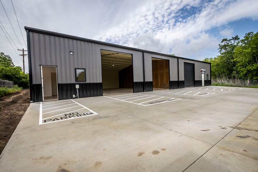 1401 Ranger Hwy, Weatherford, TX à louer - Photo principale – Image 1 sur 17