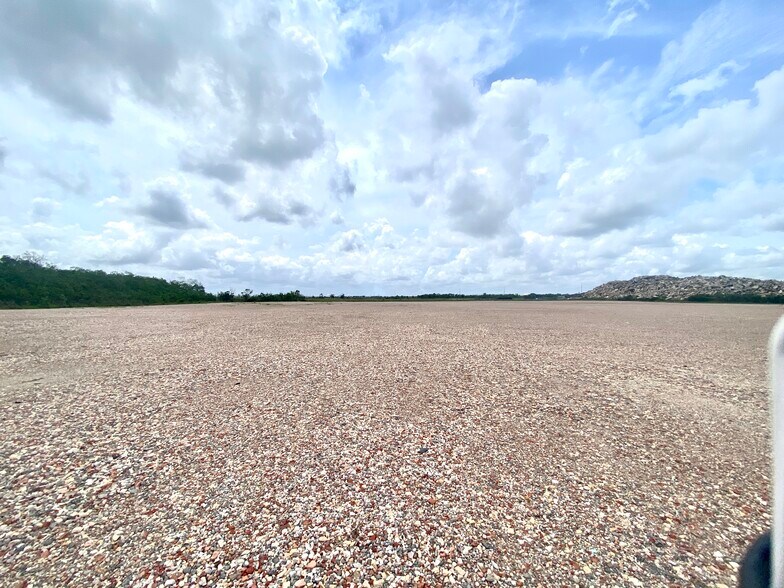 960 B 960 B FM 365, Port Arthur, TX à louer - Photo de l’immeuble – Image 2 sur 4