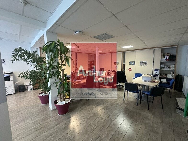 Bureau dans Troyes à louer - Photo intérieure – Image 1 sur 6