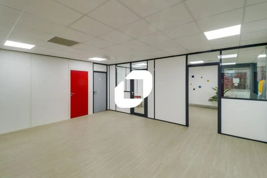 Local d’activités dans Villiers-sur-Marne à louer - Photo intérieure – Image 3 sur 10