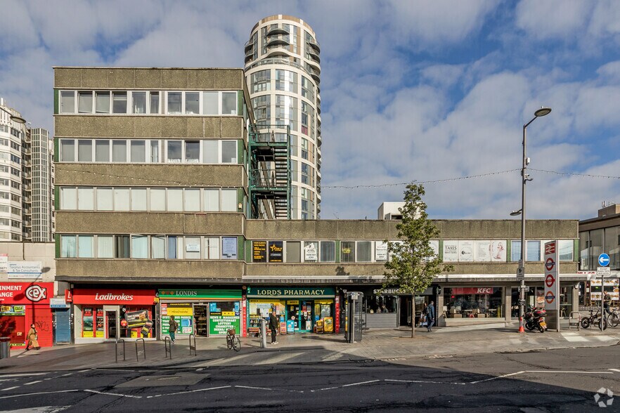 Cambridge Rd, Barking à louer - Photo de l’immeuble – Image 3 sur 4