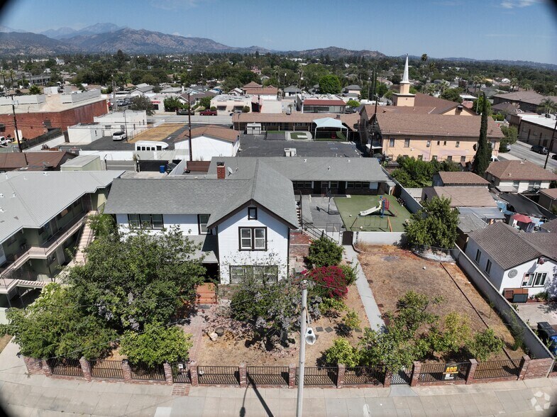 412 N San Gabriel Ave, Azusa, CA à louer – Image 2 sur 25