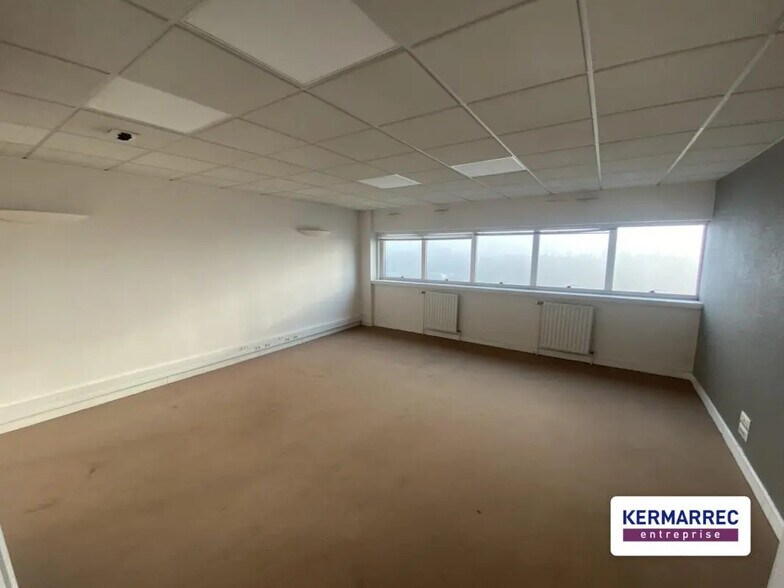 Bureau dans Rennes à vendre - Photo de l’immeuble – Image 2 sur 9