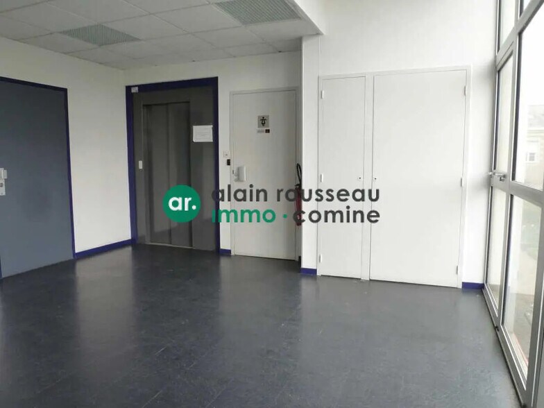 Bureau dans Angers à louer - Photo de l’immeuble – Image 2 sur 3