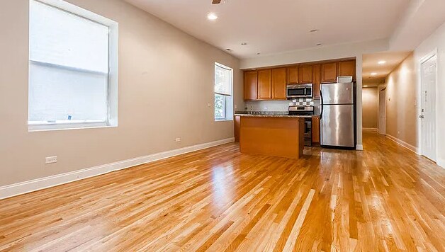 4601 S Indiana Ave, Chicago, IL à vendre - Photo intérieure – Image 3 sur 6